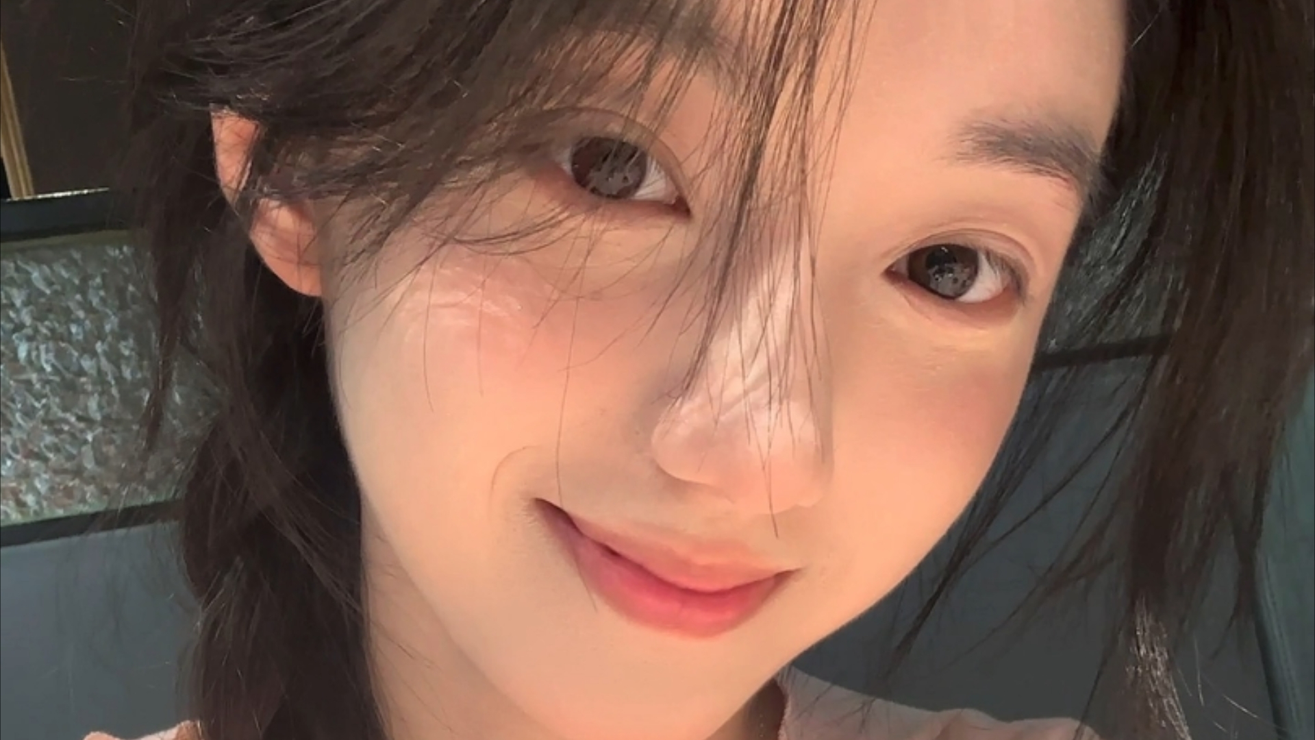 浙江杭州：一幅农民画引希腊青年走进跨湖桥遗址